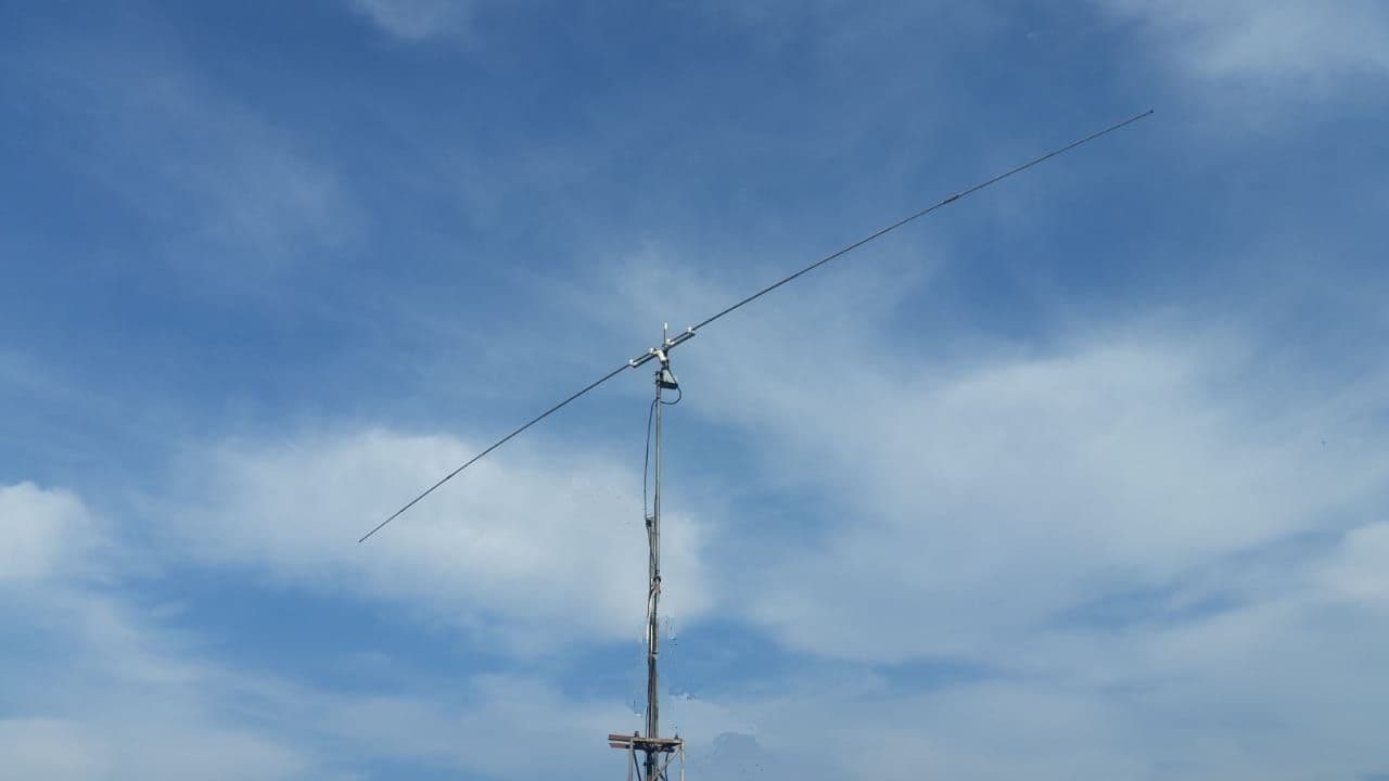 DXA1230.jpg DXA1230.jpg